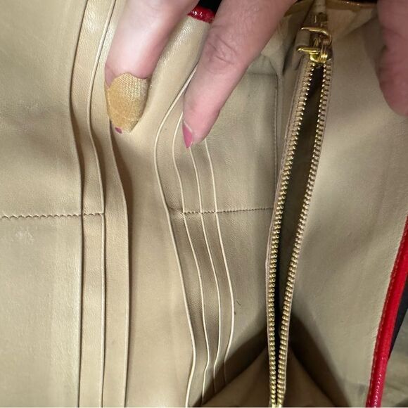 Prada Wallet - Picture 8 of 11